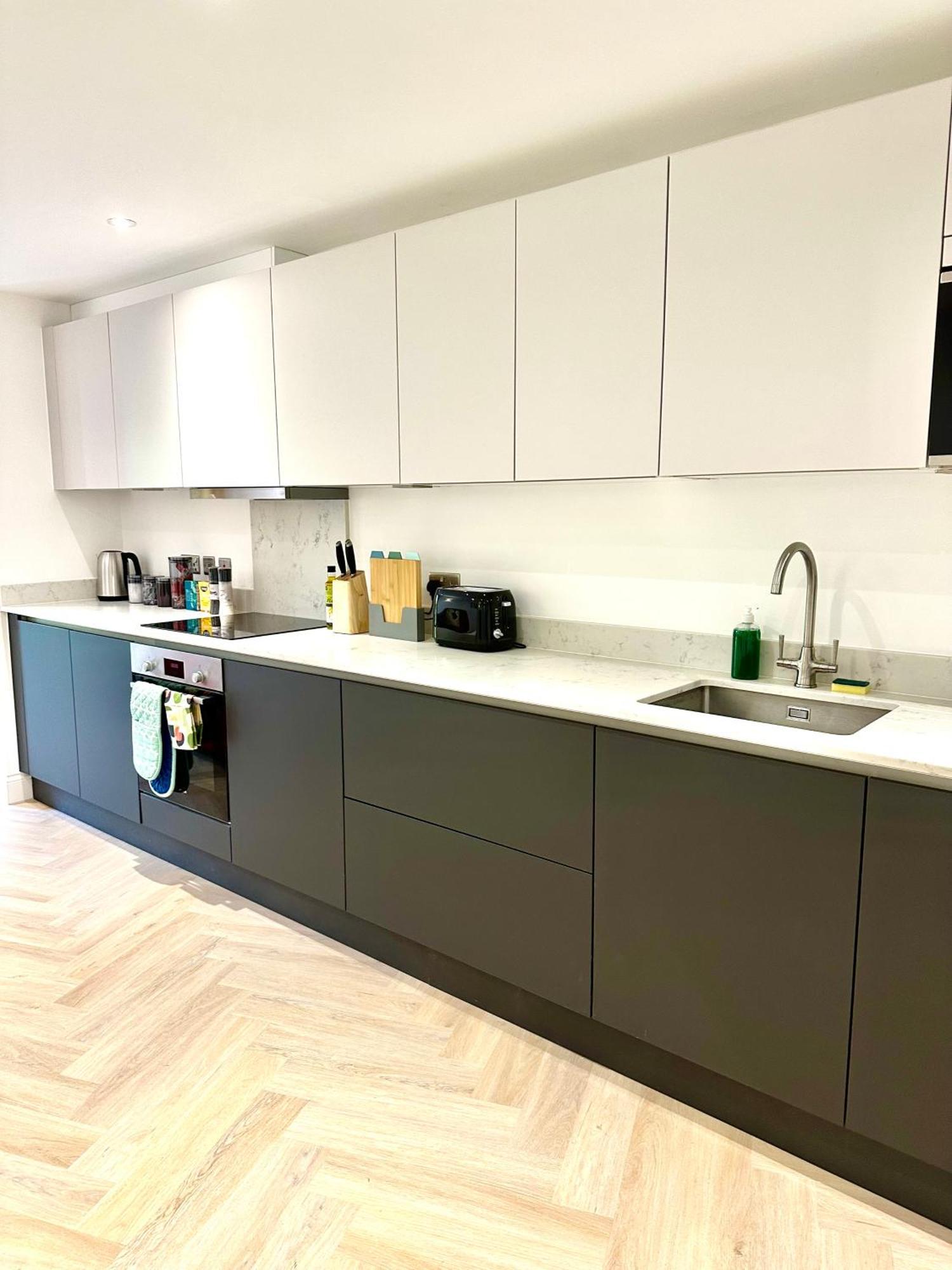 Rye Brand New Apartment Экстерьер фото