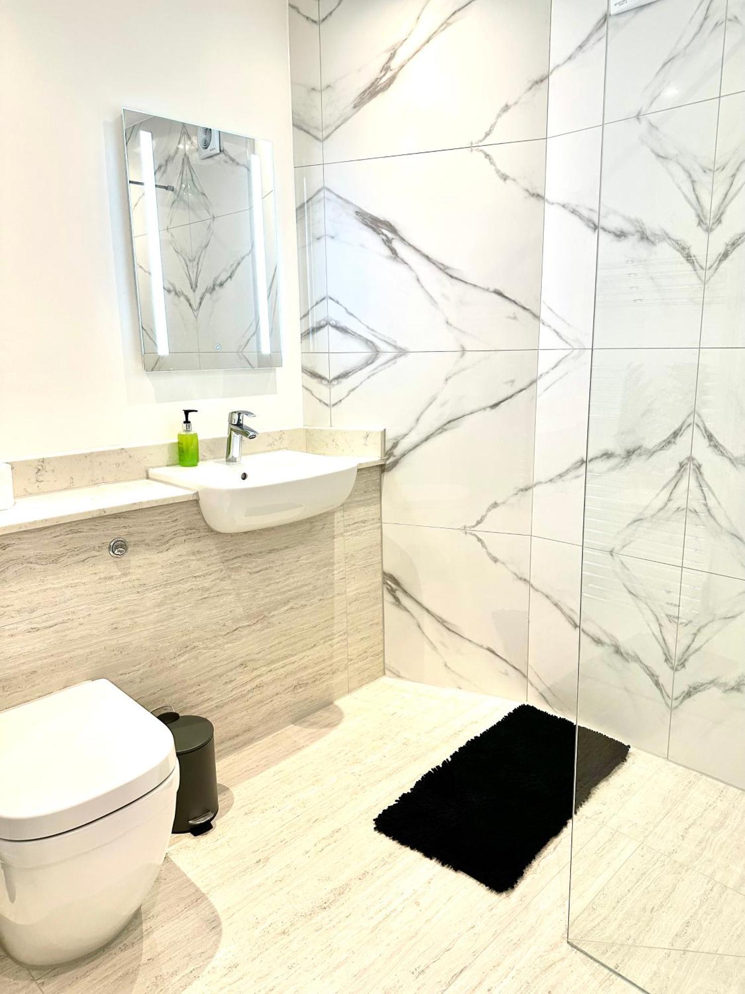 Rye Brand New Apartment Экстерьер фото